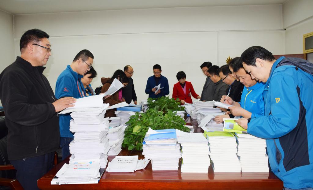 信息工程学院进行期中教学检查