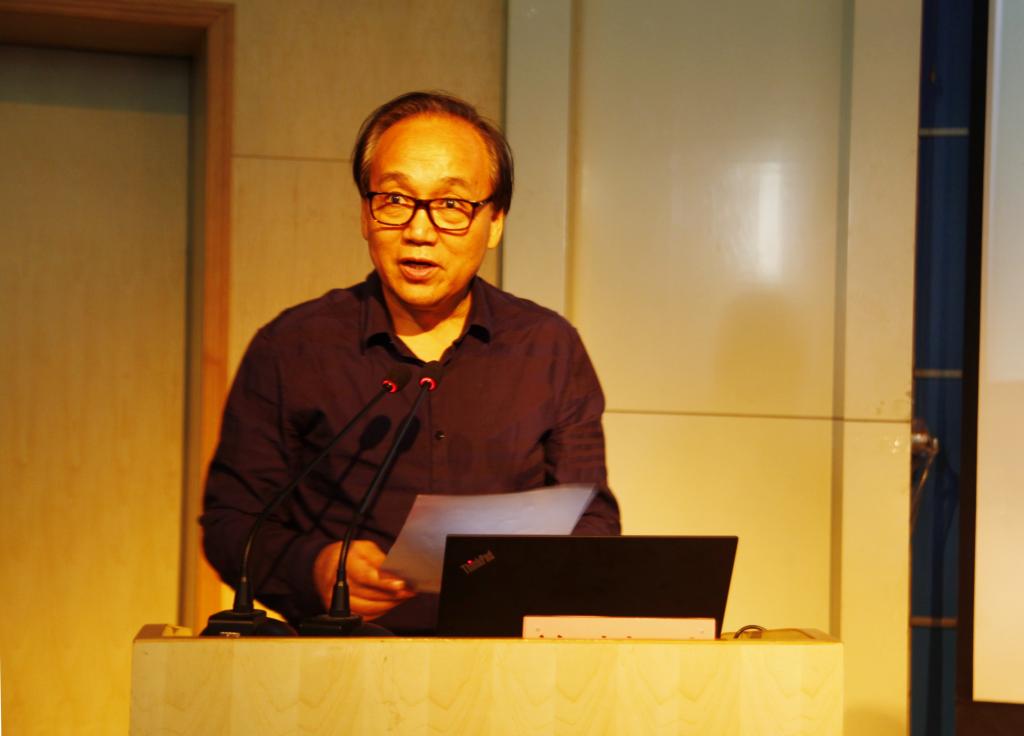 郑林科教授作题为《美好生命教育:大学生心理预防保障的前置键》的专题培训讲座